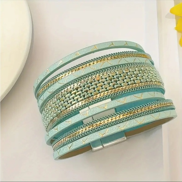 Bohemian Style PU Leather Multi-Layer Magnetic
Bracelet - Picture 2 of 4